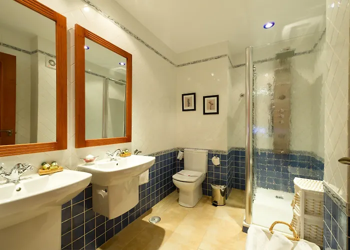 Capitolina Отель