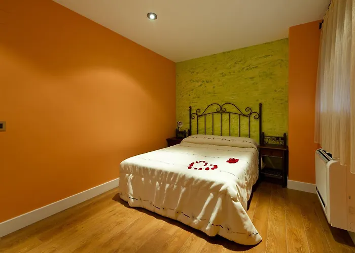 Отель Capitolina 3*