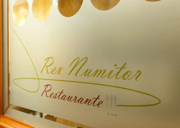 Отель Capitolina